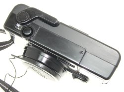 Konica pop 35mm Film Point and Shoot Camera 36mm F4 Lens in Black