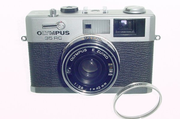 Olympus 35 RC Rangefinder 35mm Film Camera 42mm F/2.8 E.Zuiko Lens