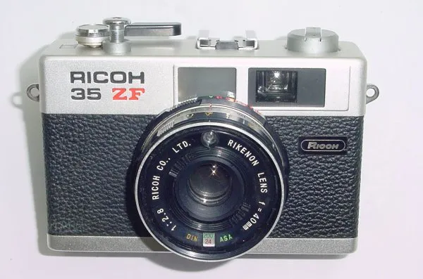 RICOH - RICOH 35 ZF 40ｍｍ F2.8 リコー 現状品 RICOH 35 ZF 40mm F2.8 リコー 現状品 - メルカリ