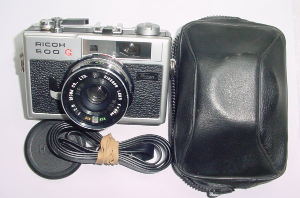 RICOH 500 G Rangefinder 35mm Film Camera with 40mm F/2.8 Lens