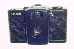 LOMO LC-A 35mm Film Compact Camera with 32mm F/2.8 Lens