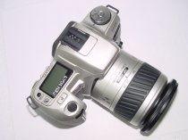 MINOLTA 505si SUPER DYNAX 35mm Film SLR Camera + 28-80mm F/3.5-5.6 AF Zoom Lens