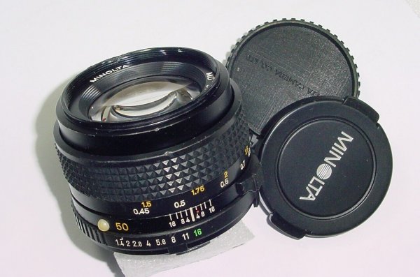 MINOLTA 50mm F/1.4 MD Manual Focus Standard Lens