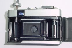 minolta HI-MATIC G 35mm Film Compact Camera ROKKOR 38mm F/2.7 Lens