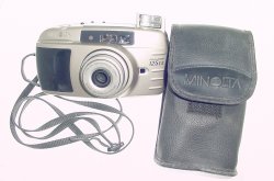 MINOLTA RIVA Zoom 125 EX 35mm Film Point & Shoot Camera 39-125mm MACRO Zoom Lens