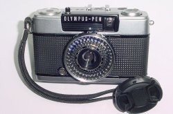 Olympus Pen EE-3 35mm Film Half Frame Camera with 28/3.5 D.Zuiko Lens