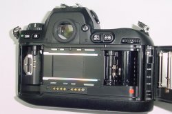 Nikon F100 35mm Film SLR Manual Camera Body