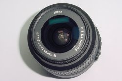 Nikon 18-55mm F/3.5-5.6G DX AF-S NIKKOR VR Zoom Lens - Excellent