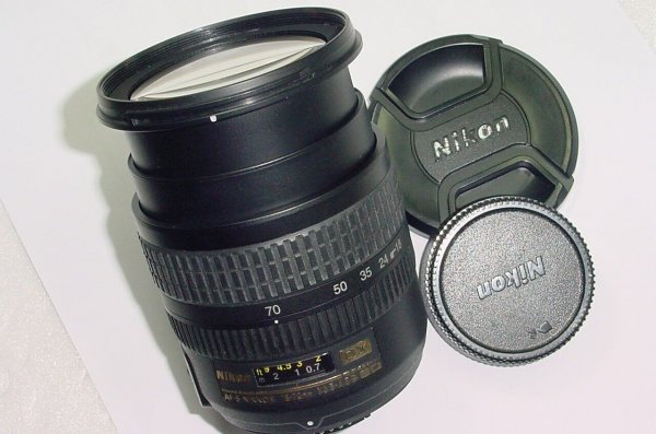 Nikon DX Zoom Nikkor 18-70mm F/3.5-4.5 AF-S IF G ED Lens