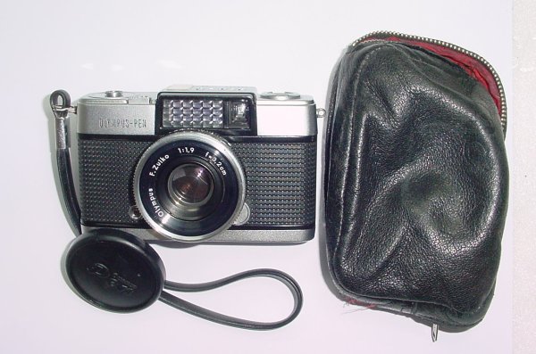 Olympus PEN-D 35mm Film Half Frame Manual Camera w/ 3.2cm F/1.9 F.Zuiko Lens