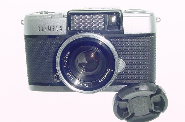 Olympus PEN-D 35mm Film Half Frame Manual Camera 3.2cm F/1.9 F.Zuiko Lens