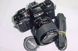 Minolta X-700 35mm Film SLR Manual Camera + 35-70mm F/3.5 MD MACRO Zoom Lens