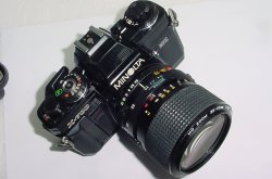 Minolta X-700 35mm Film SLR Manual Camera + 35-70mm F/3.5 MD MACRO Zoom Lens