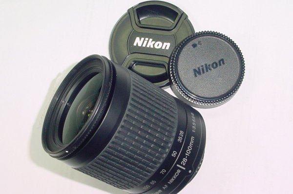 Nikon 28-100mm f3.5-5.6 G Digital Auto Focus Zoom Lens - Mint Boxed