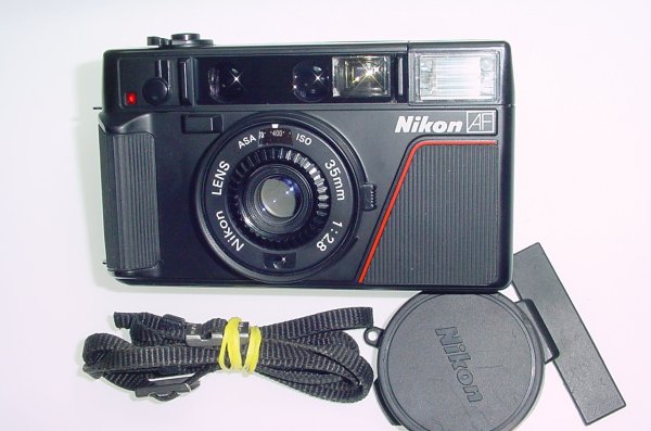 Nikon L35 AF 35mm Film Point and Shoot Compact Camera with 35mm F/2.8 Lens