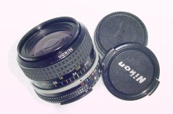 Nikon 28mm F/2.8 NIKKOR AI Wide Angle Manual Focus Lens
