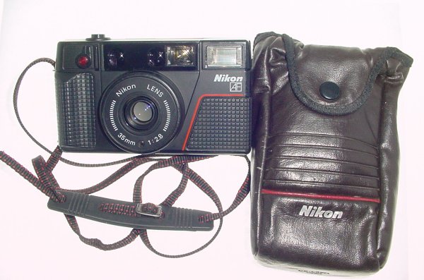Nikon L35 AF2 35mm Film Point & Shoot Compact Camera with 35/2.8 Lens