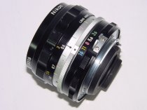 Nikon 28mm F/3.5 Auto NIKKOR-H Wide Angle Manual Focus Pre AI Lens