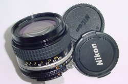 Nikon 28mm F/3.5 NIKKOR AIs Wide Angle Manual Focus Lens