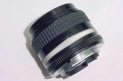 Nikon 28mm F/3.5 NIKKOR AIs Wide Angle Manual Focus Lens