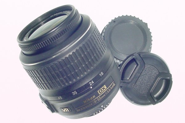 Nikon 18-55mm F/3.5-5.6G DX AF-S NIKKOR VR Zoom Lens