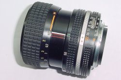 Nikon 35-70mm F3.3-4.5 Zoom-Nikkor Manual Focus Zoom Lens Nikon F AI-S Mount