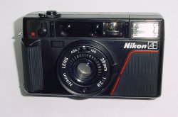 Nikon L35 AF 35mm Film Point and Shoot Compact Camera with 35/2.8 Lens (ASA1000)