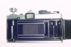 Olympus OM-2 35mm Film SLR Manual Camera + Olympus 50mm F/1.8 Zuiko Lens