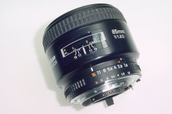 Nikon 85mm F/1.8 D AF NIKKOR Auto Focus Portrait Lens - Excellent