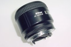 Nikon 85mm F/1.8 D AF NIKKOR Auto Focus Portrait Lens - Excellent