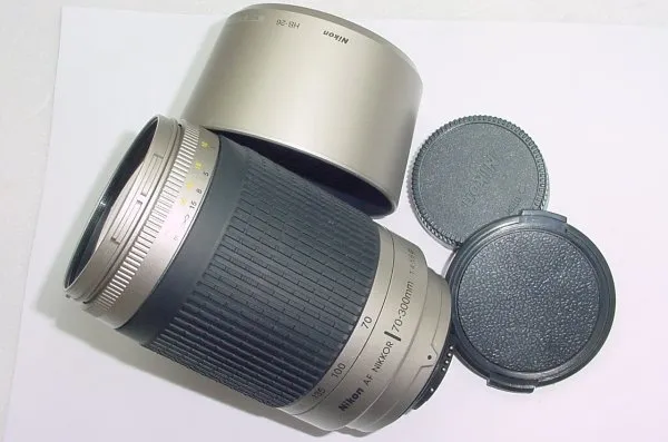 Nikon AF Zoom Nikkor 70-300mm F4-5.6G ブラック (VR無し) Nikon AF Nikkor Zoom 70-300mm 1:4-5.6 G 1.5m⁄5ft Lens | eBay UK