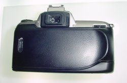 Nikon F65 35mm Film SLR Camera with Nikon 28-100mm F/3.5-5.6 G Zoom Lens - MINT