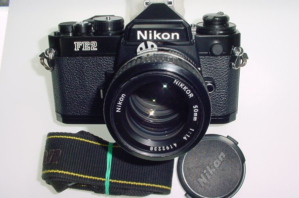 Nikon FE2 35mm Film SLR Manual Camera with Nikon 50mm f/1.4 NIKKOR Lens
