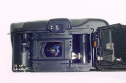 Canon Sure Shot Z135 SAF 35mm Film Point & Shoot Camera 38-135mm Zoom Lens