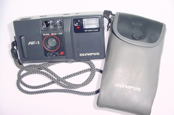 OLYMPUS AF-1 35mm Film point & Shoot Compact Camera 35/2.8 AF Lens