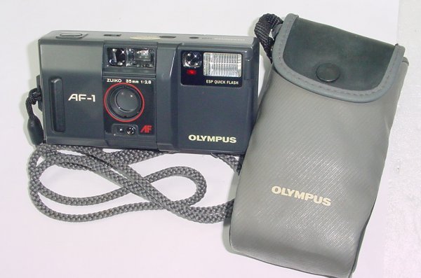 OLYMPUS AF-1 35mm Film point & Shoot Compact Camera 35/2.8 AF Lens