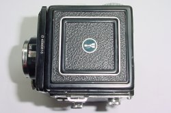 YASHICA - D TLR 120 Medium Format Film Camera with 80mm F/3.5 Lens