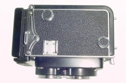 YASHICA D TLR 120 Medium Format Film Camera with 80mm F/3.5 Lens