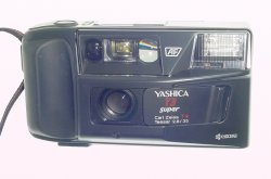 Yashica T3 Super 35mm Film Point & Shoot Camera Carl Zeiss 35/2.8 T* Tessar Lens