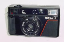 Nikon L35 AF 35mm Film Point and Shoot Compact Camera with 35mm F/2.8 Lens (ASA400)