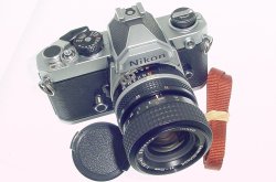 Nikon FM 35mm Film SLR Manual Camera + Nikon 35-70mm F/3.5-4.8 NIKKOR Lens