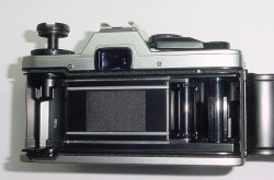 Olympus OM10 35mm Film SLR Manual Camera with Olympus 50/1.8 Zuiko Lens + MA