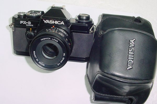 Yashica FX-D Quartz 35mm Film SLR Manual Camera with 50mm F/2 ML Lens