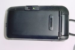 Canon SURE SHOT Sleek SAF 35mm Film Point & Shoot Compact Camera 32/3.5 Lens