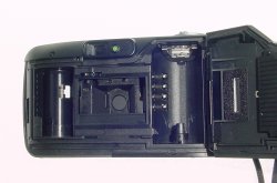 Canon SURE SHOT Sleek SAF 35mm Film Point & Shoot Compact Camera 32/3.5 Lens