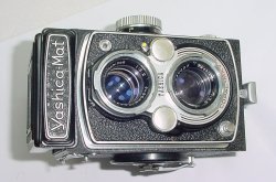 YASHICA-Mat TLR 120 Medium Format Film Camera COPAL-MXV 80mm F/3.5 Twin Lens