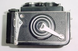 YASHICA-Mat TLR 120 Medium Format Film Camera COPAL-MXV 80mm F/3.5 Twin Lens