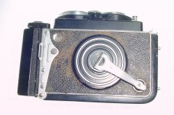 YASHICA-Mat TLR 120 Medium Format Film Camera COPAL-MXV 80mm F/3.5 Twin Lens