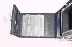 YASHICA-Mat TLR 120 Medium Format Film Camera COPAL-MXV 80mm F/3.5 Twin Lens