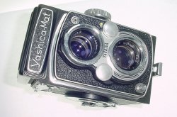 Yashica-Mat TLR 120 Medium Format Film Camera COPAL-MXV 80mm F/3.5 Twin Lens